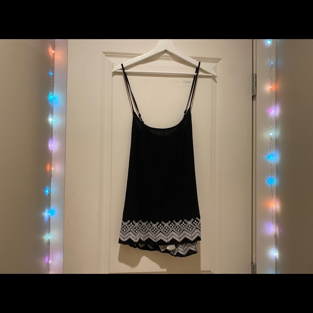 Old navy XL cross strap tank top
